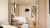 Tower: Junior Suite Kingsize-Bett mit Küstenblick