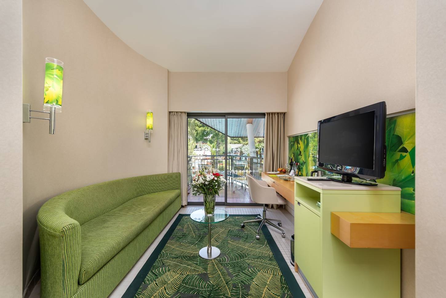 Hotel  17402