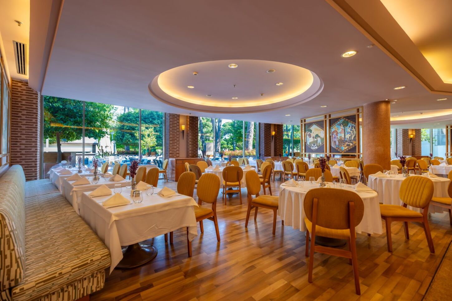 Mythos Hauptrestaurant 