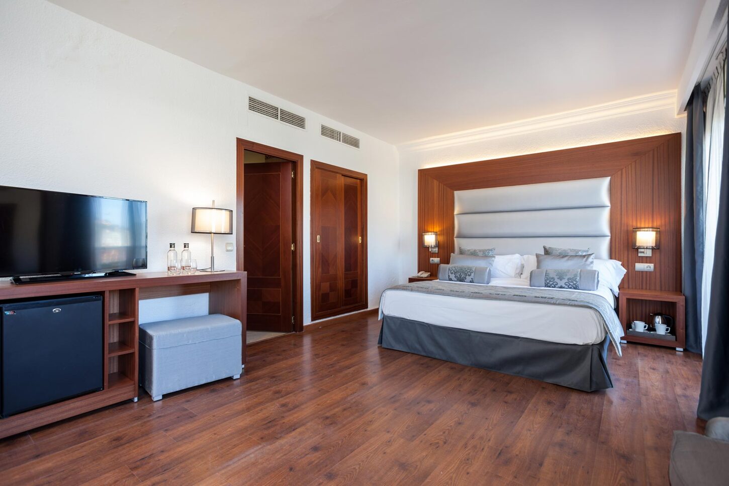 One Bedroom Suite