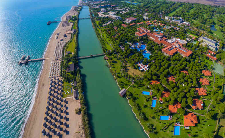 Gesamtansicht-Resort