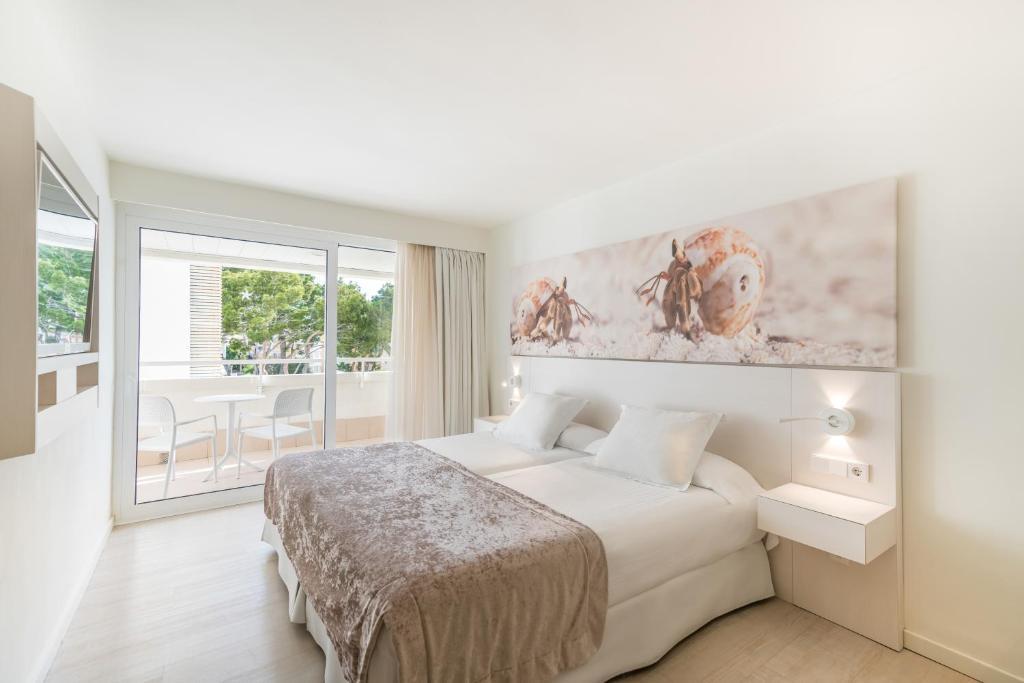 Doppel-/Zweibettzimmer mit Gartenblick
