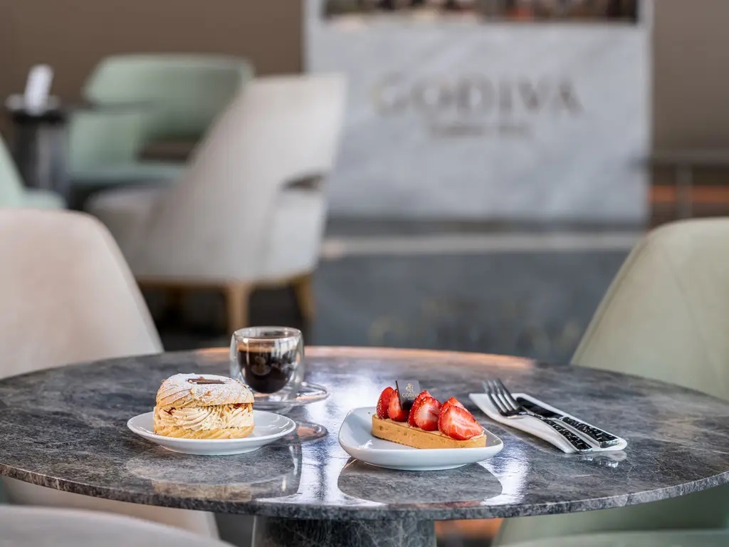 Godiva Cafe