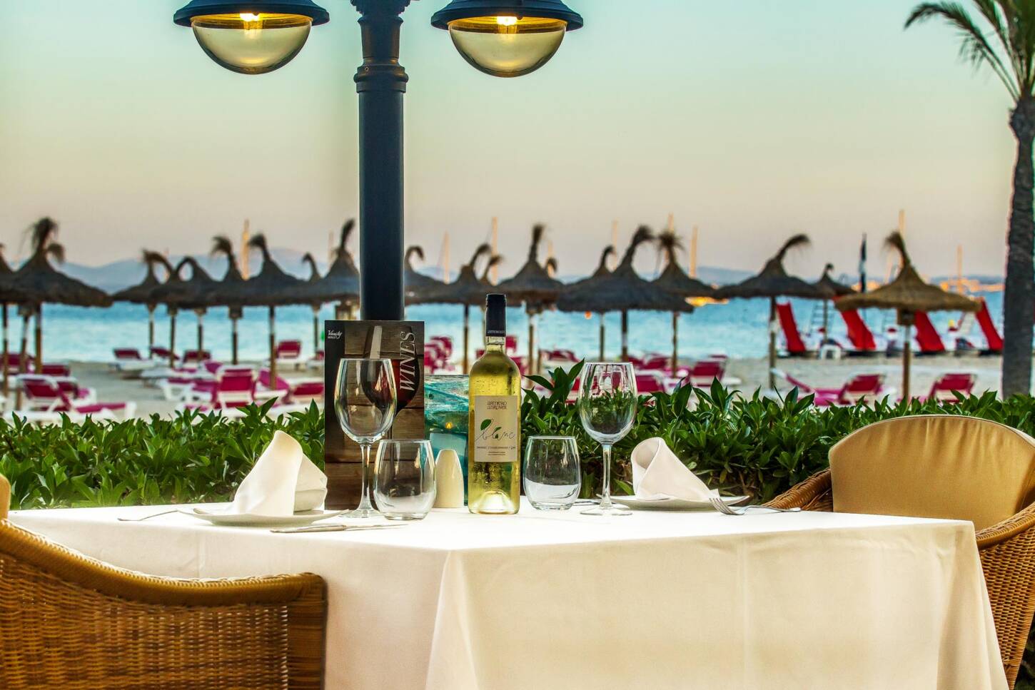 MIRABLAU - Beach Bar & Restaurant