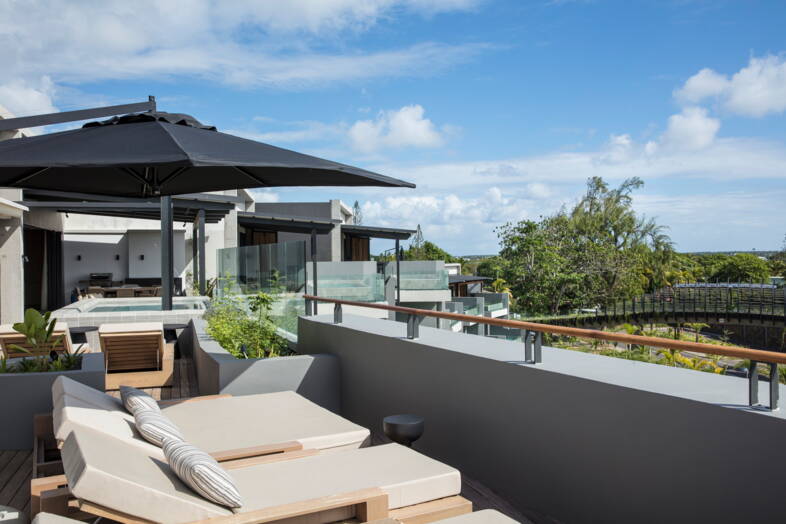 Pool Penthouse