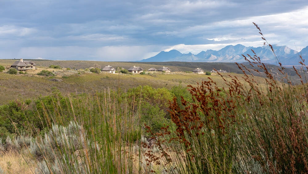 Kwena Lodge Villas