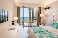 Doppelzimmer mit Meerblick und Jacuzzi