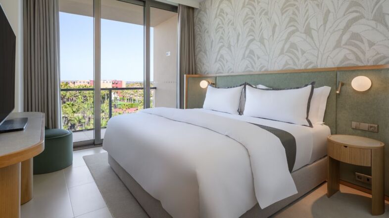 Junior Suite mit Poolblick