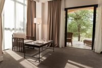 Premium Doppelzimmer mit Blick auf den Golfplatz