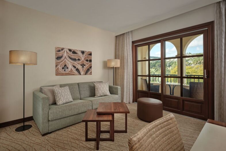 Junior Suite (Golfplatz- / Poolblick)