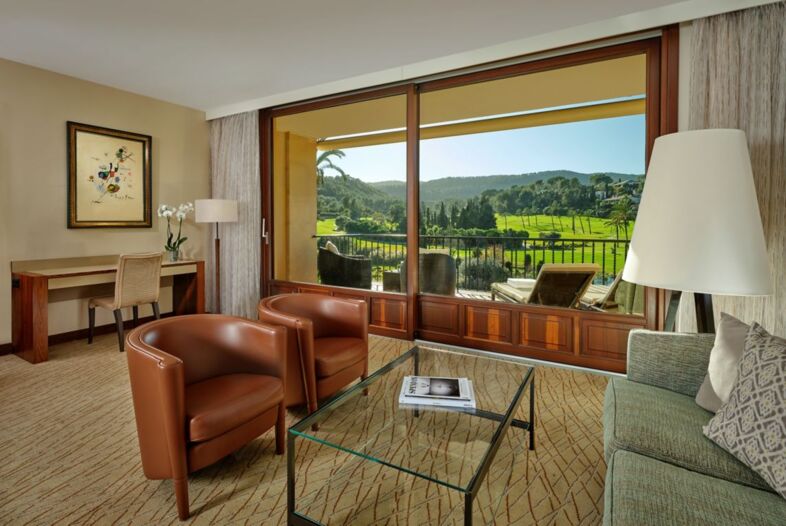 Hole in One Suite