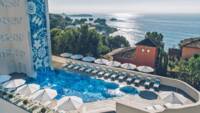 Hotel Main Pool
