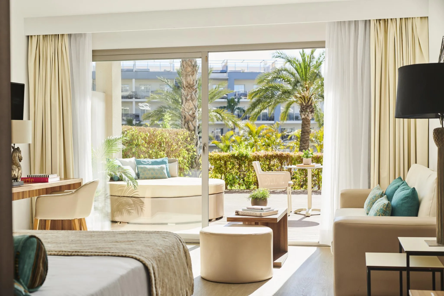 Junior Swim-up Suite (Poolblick)