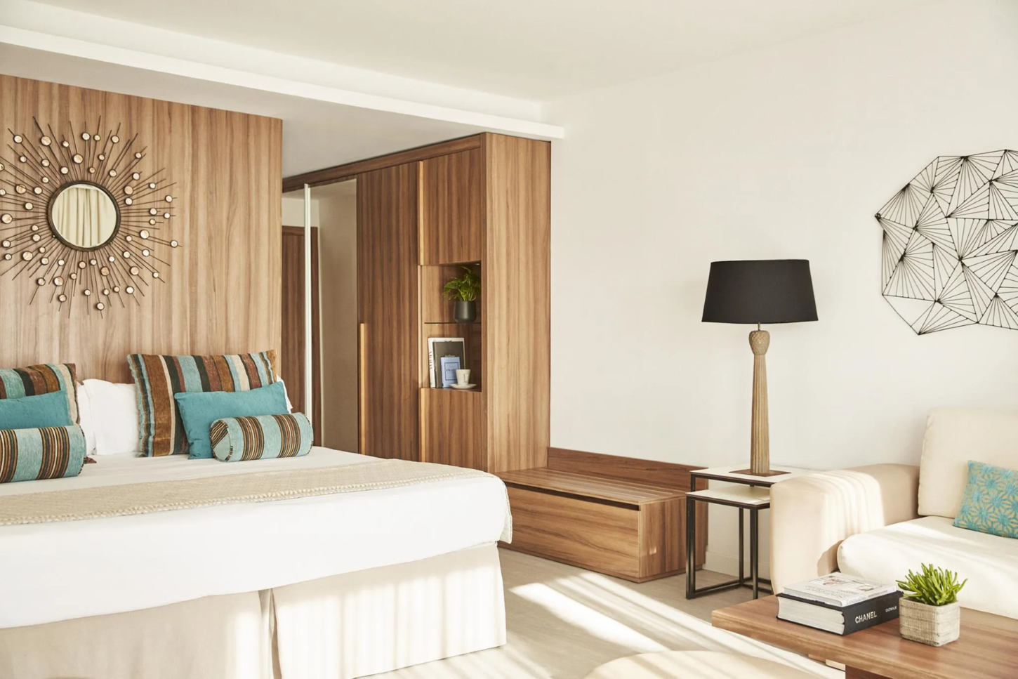Junior Suite (Poolblick)