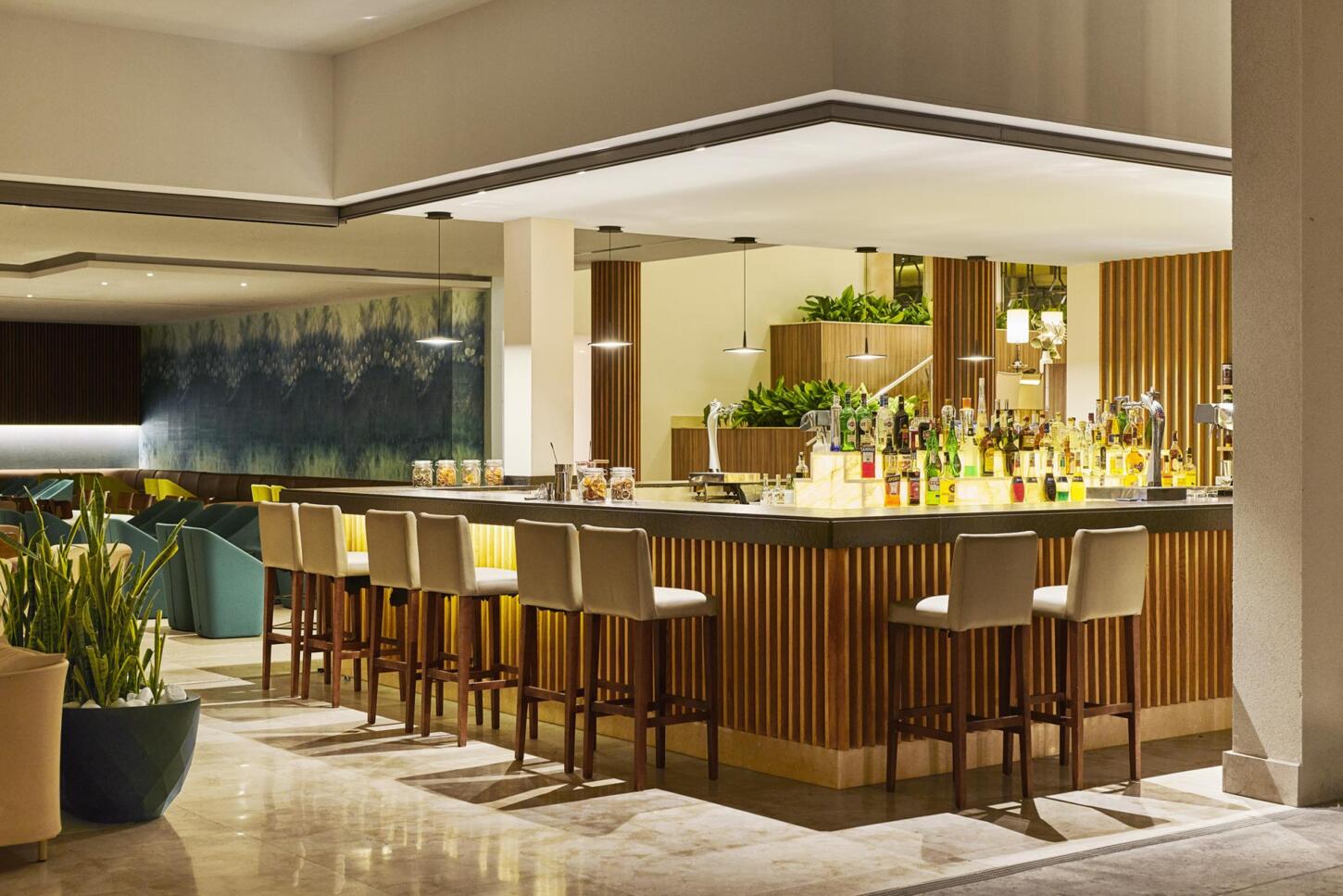 Lounge Bar