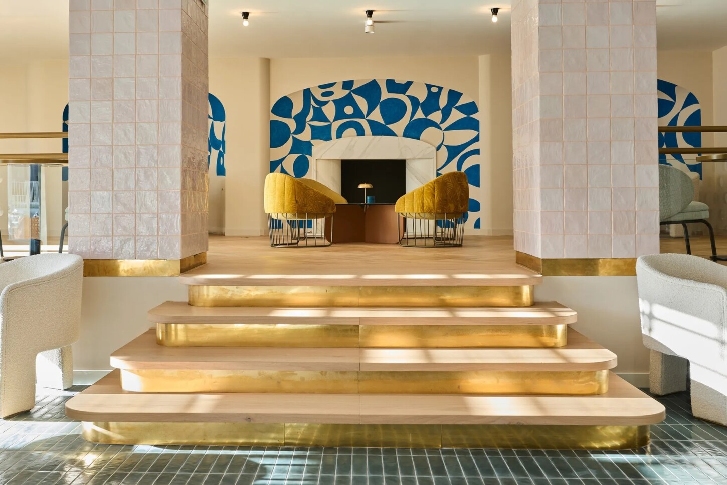 Azul Lounge Bar