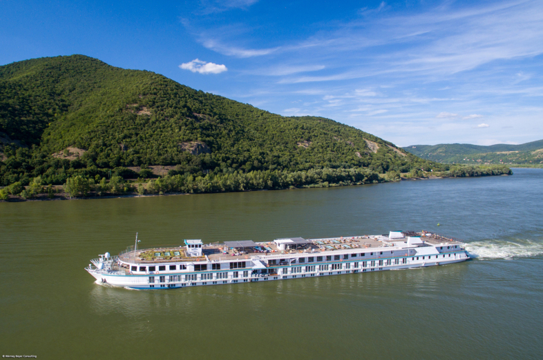 Golfkreuzfahrt 2026 auf der Donau: Luxus pur mit der Riverside Mozart von Passau bis Budapest