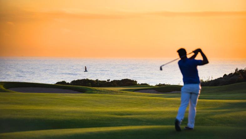 Wo Legenden abschlagen – Ihre Chance auf ein Golfabenteuer an der Costa Navarino